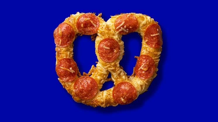 Best hot pepperoni and cheese pretzel for lunch in Temple Hills MD 20748